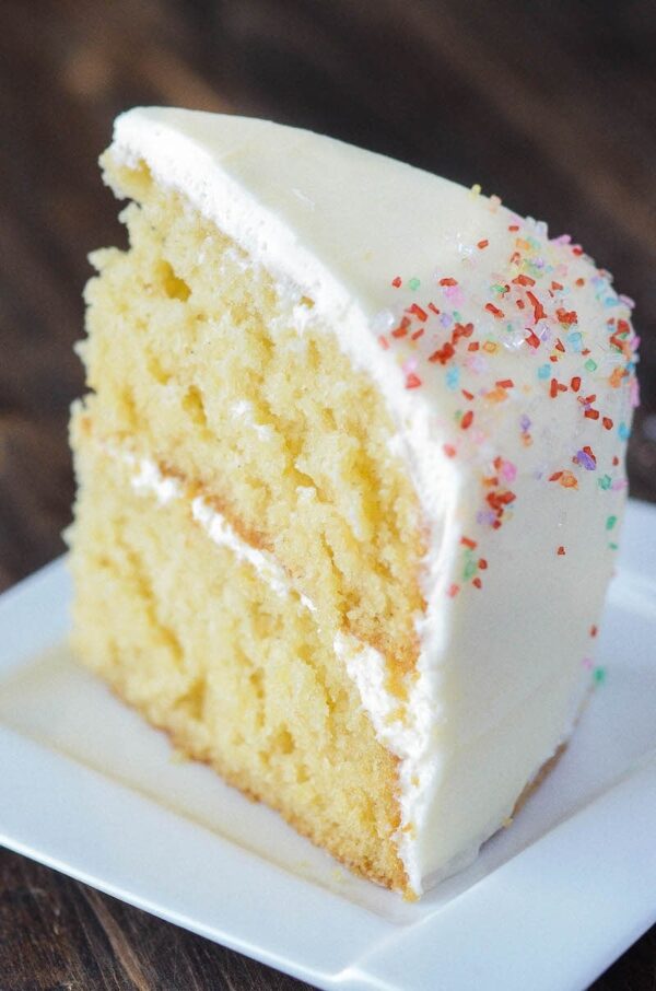 Vanilla-Dream-Cake-3-sm-1-600x906.jpg