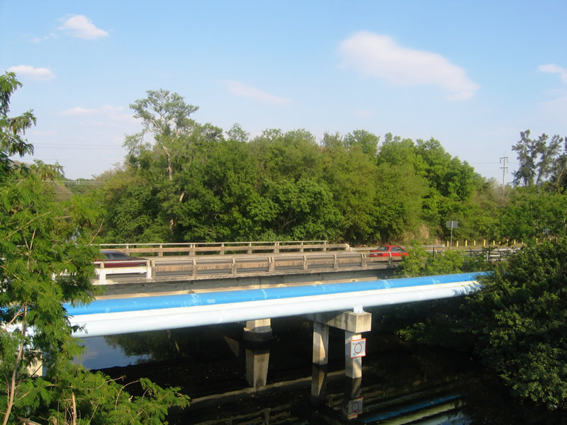 rowlett-park-dr-at-hillsborough-river.jpg